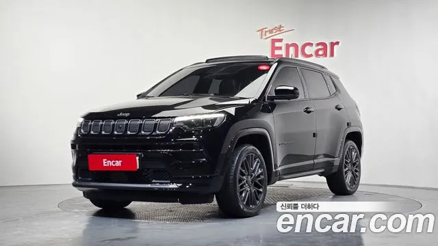Jeep Compass 2022 — фото 1