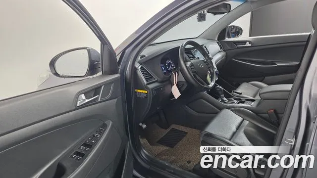 Hyundai Tucson 2016 — фото 11