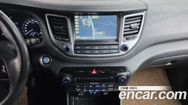 Hyundai Tucson 2016 — фото 15