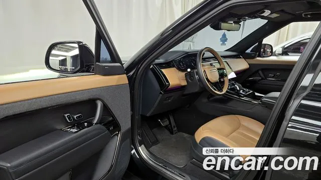Land Rover Range Rover Sport 2023 — фото 10