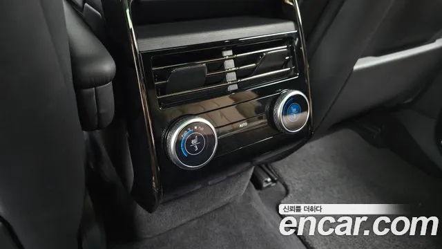Land Rover Range Rover Sport 2023 — фото 19
