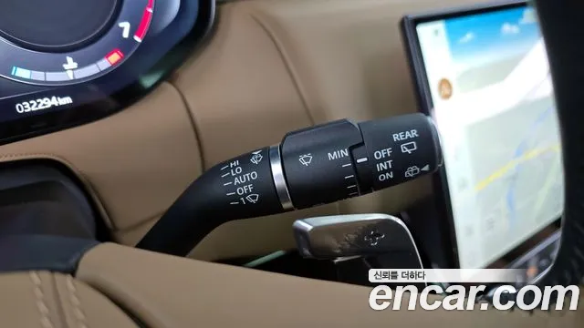 Land Rover Range Rover Sport 2023 — фото 16