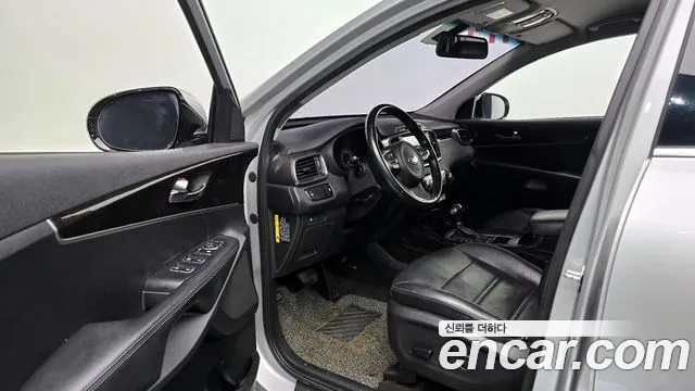Kia Sorento 2015 — фото 11