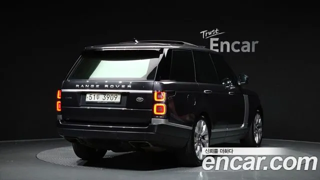 Land Rover Range Rover 2018 — фото 2