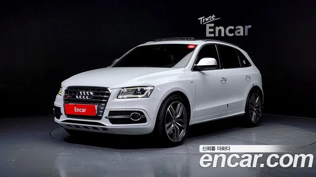 Audi SQ5 2016 — фото 1