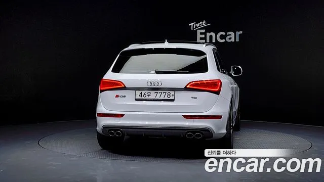 Audi SQ5 2016 — фото 4