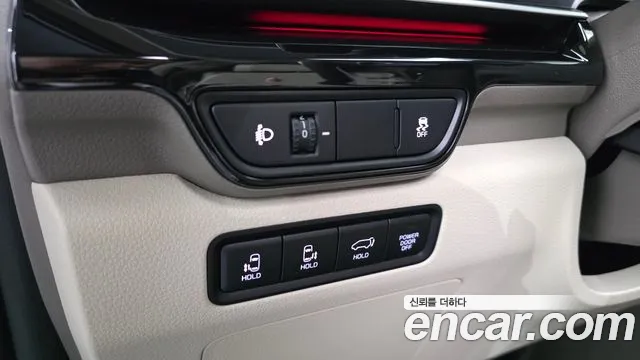 Kia Canival 2025 — фото 16