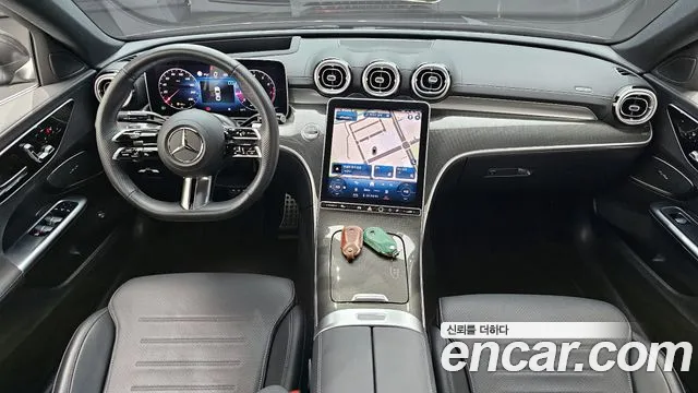 Mercedes-Benz C-Class 2023 — фото 7