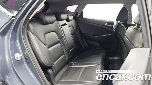 Hyundai Tucson 2019 — фото 12