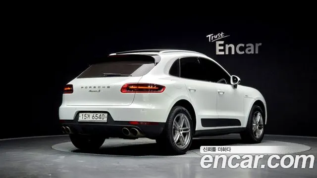 Porsche Macan 2015 — фото 2