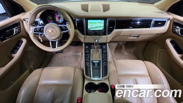 Porsche Macan 2015 — фото 7