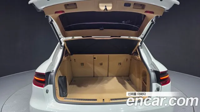 Porsche Macan 2015 — фото 20