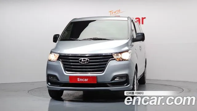 Hyundai Starex 2021 — фото 3