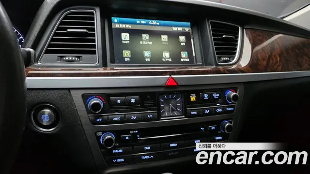 Hyundai Genesis 2016 — фото 14
