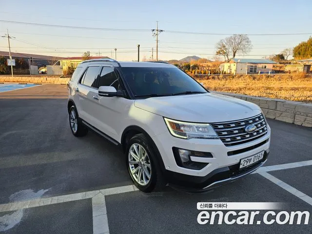 Ford Explorer 2016 — фото 16