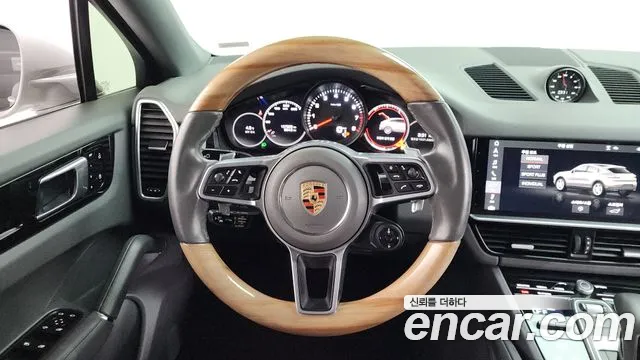 Porsche Cayenne 2020 — фото 13