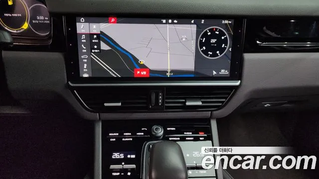 Porsche Cayenne 2020 — фото 14