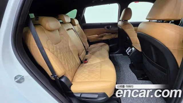 Kia Sorento 2022 — фото 19
