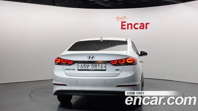 Hyundai AVANTE 2016 — фото 4