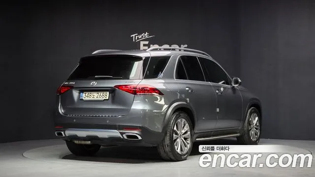 Mercedes-Benz GLE-Class 2021 — фото 2
