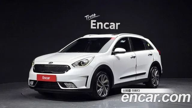 Kia Niro 2017 — фото 1
