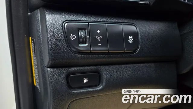 Kia Niro 2017 — фото 14