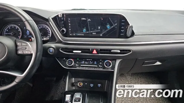 Hyundai Sonata 2020 — фото 16