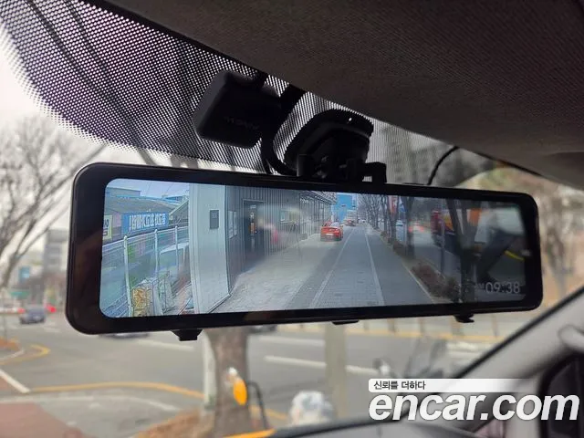Hyundai Starex 2019 — фото 16