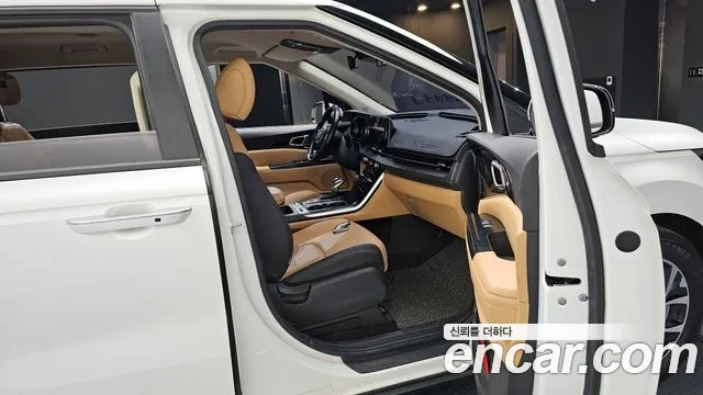Kia Canival 2021 — фото 11