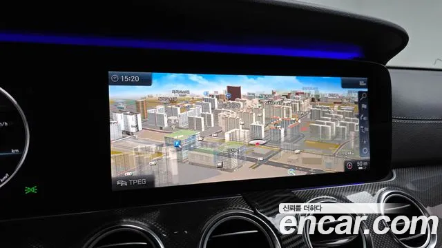 Mercedes-Benz E-Class 2019 — фото 14