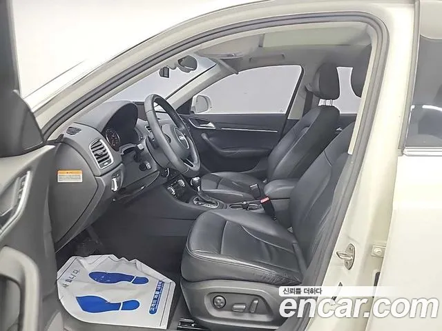 Audi Q3 2014 — фото 11