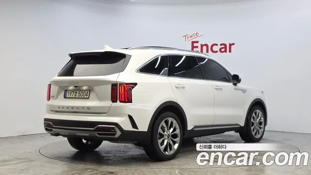 Kia Sorento 2022 — фото 2