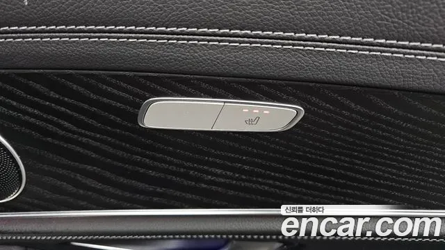 Mercedes-Benz E-Class 2021 — фото 19