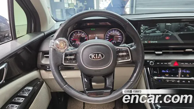 Kia Canival 2021 — фото 13