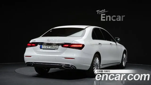 Mercedes-Benz E-Class 2021 — фото 2