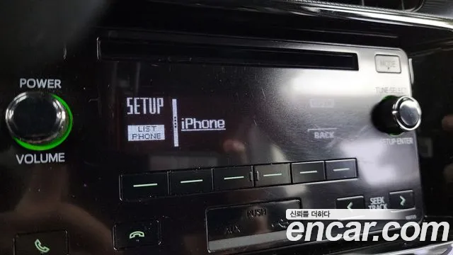 Toyota Prius 2020 — фото 15