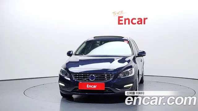 Volvo V60 2015 — фото 3