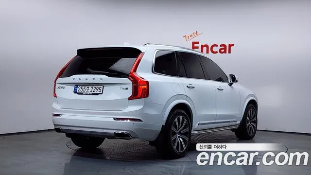 Volvo XC90 2017 — фото 2