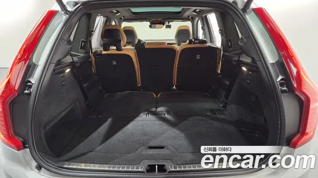 Volvo XC90 2017 — фото 20