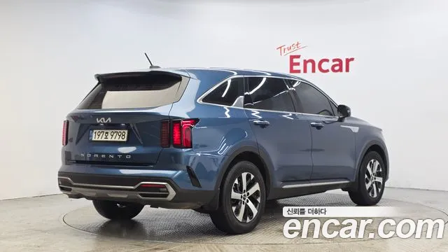Kia Sorento 2022 — фото 2