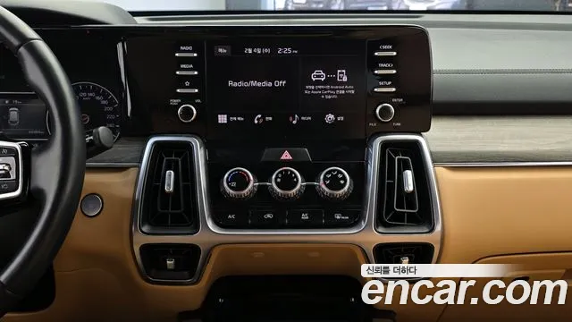 Kia Sorento 2022 — фото 19