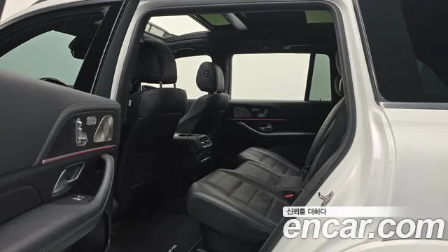 Mercedes-Benz GLS-Class 2022 — фото 12