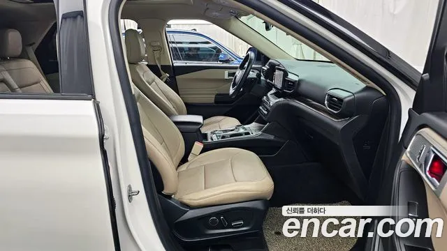 Ford Explorer 2020 — фото 11
