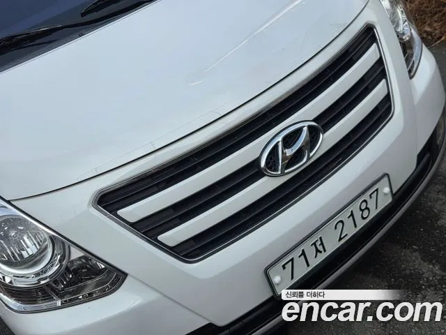Hyundai Starex 2017 — фото 7