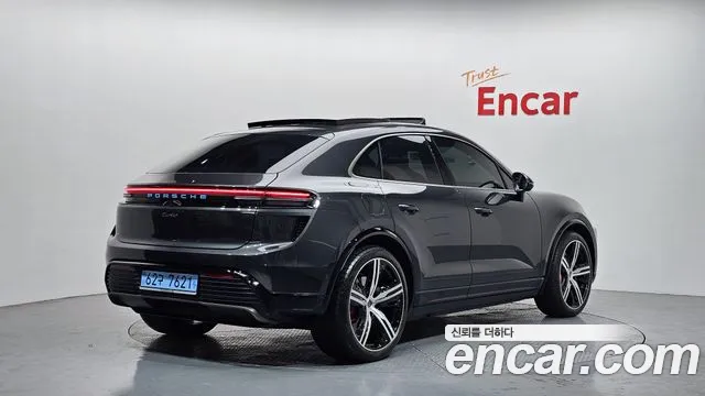 Porsche Macan 2025 — фото 2