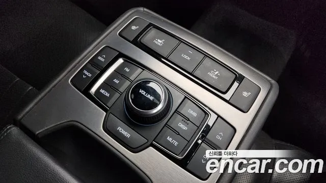 Hyundai Genesis 2015 — фото 17