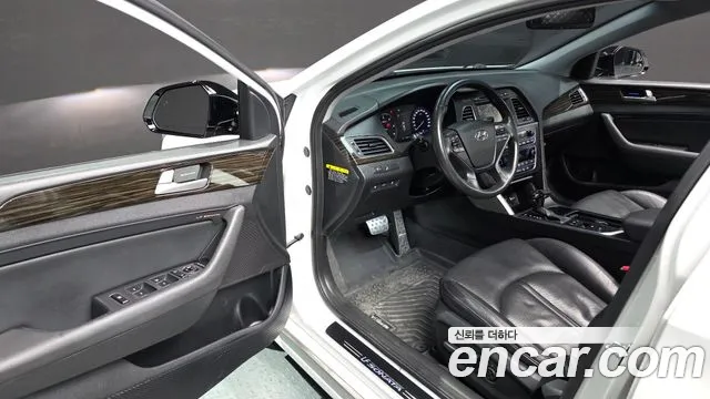 Hyundai Sonata 2016 — фото 11