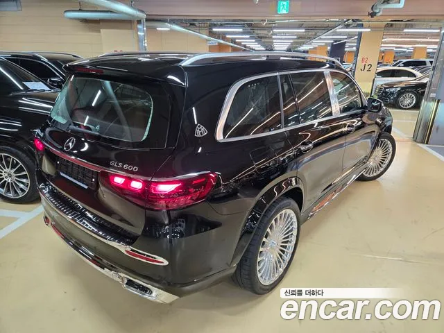 Mercedes-Benz GLS-Class 2026 — фото 14