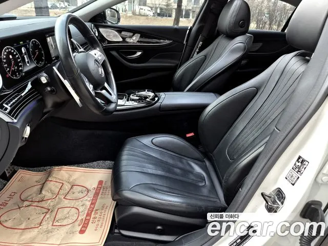 Mercedes-Benz CLS-Class 2019 — фото 10