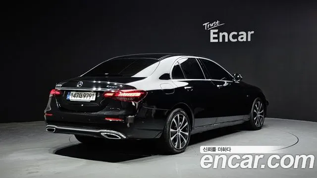 Mercedes-Benz E-Class 2021 — фото 2